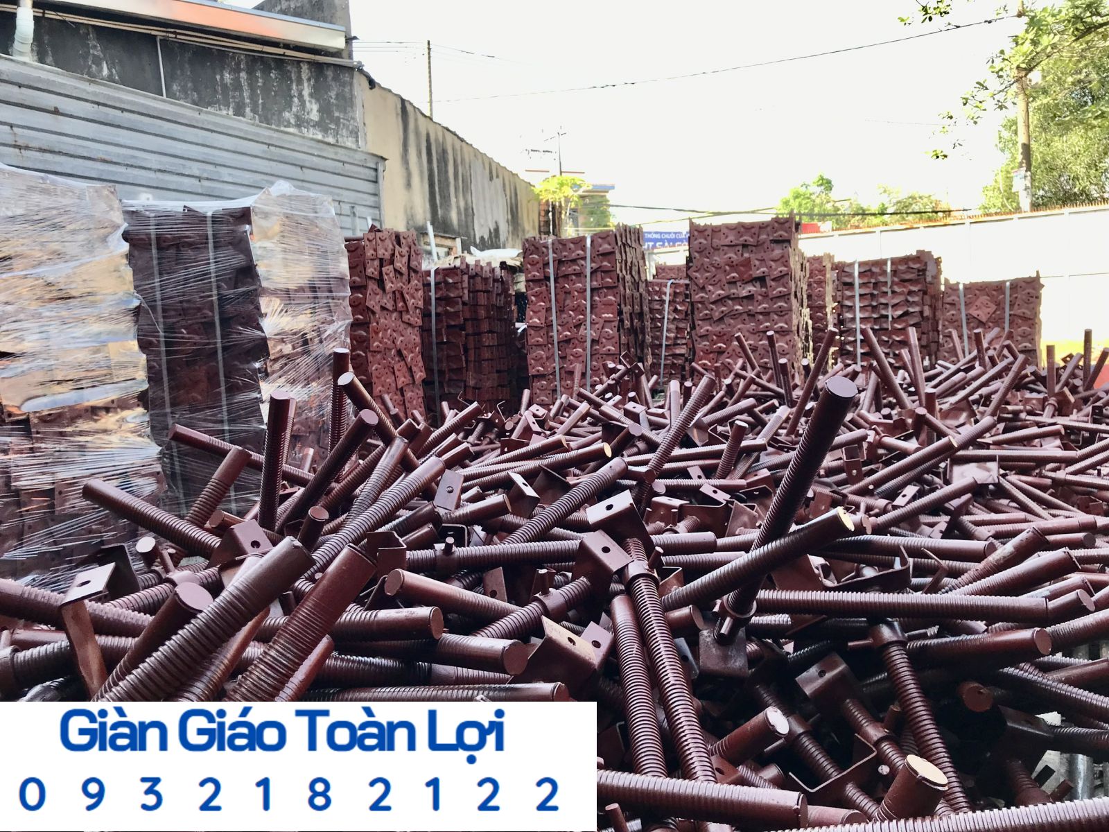kích tăng giàn giáo