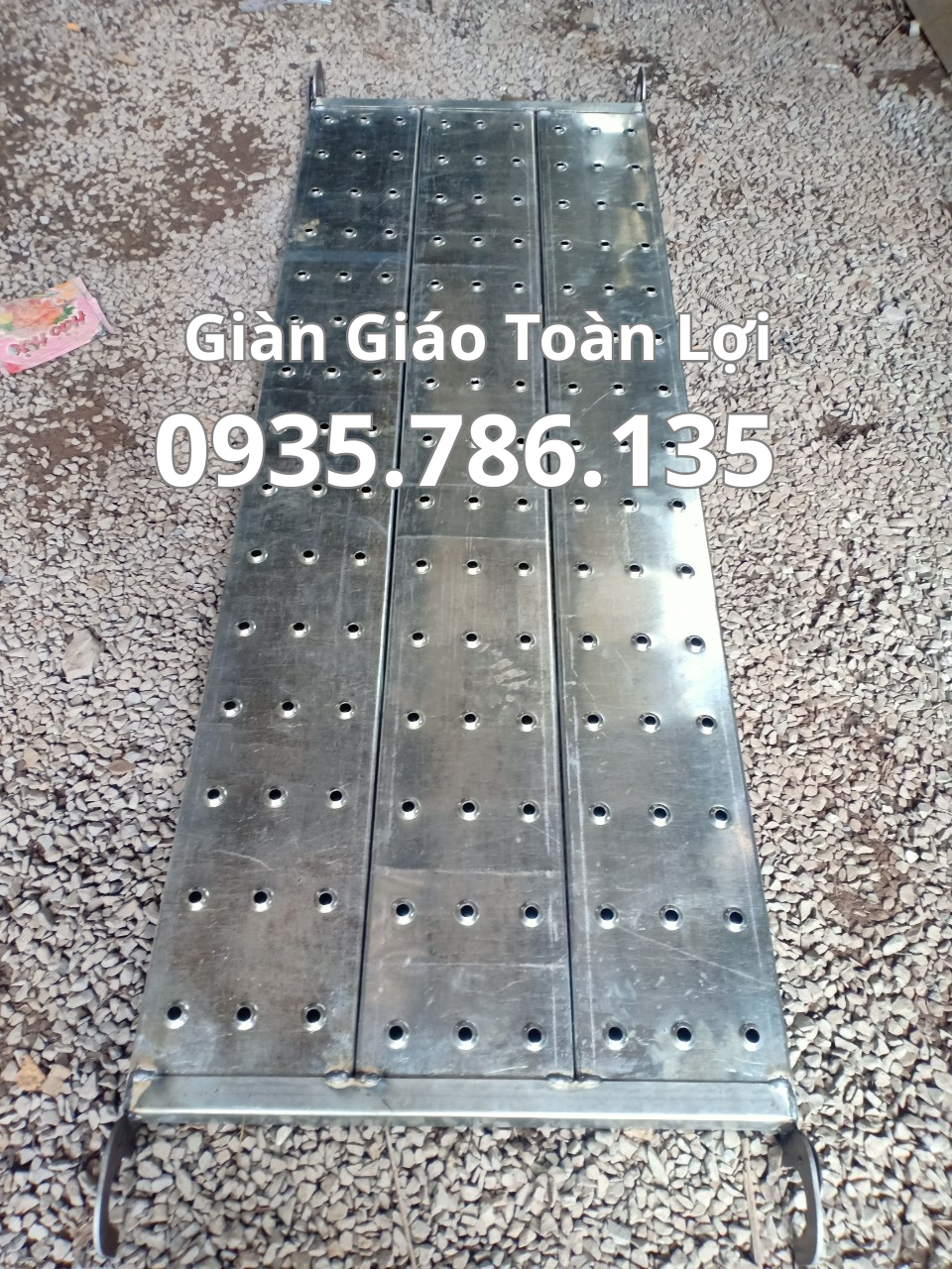 Mâm giàn giáo