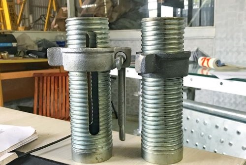 Bộ ống ren tăng giảm Cột chống sắt
