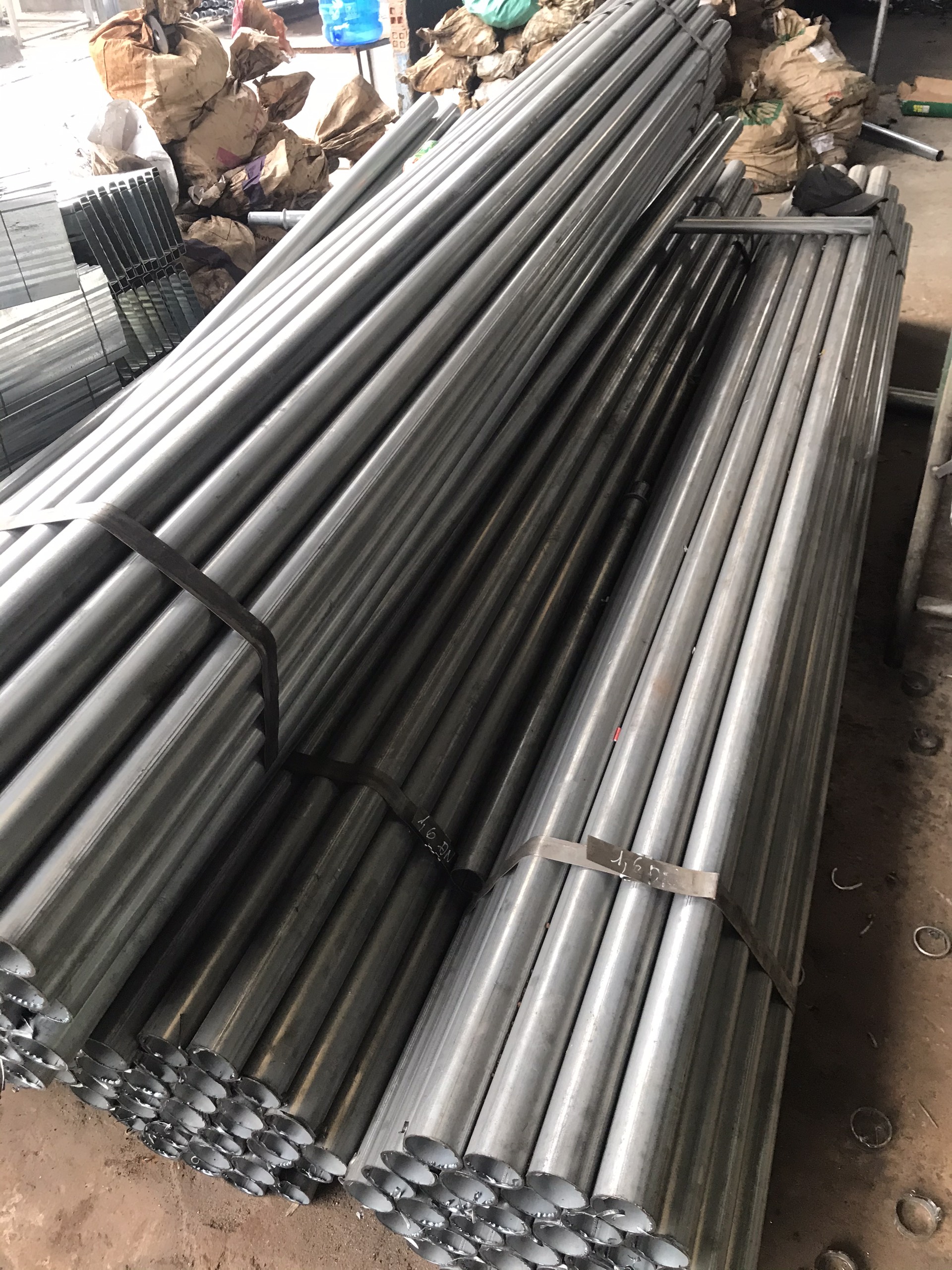 thép hộp giàn giáo TPHCM